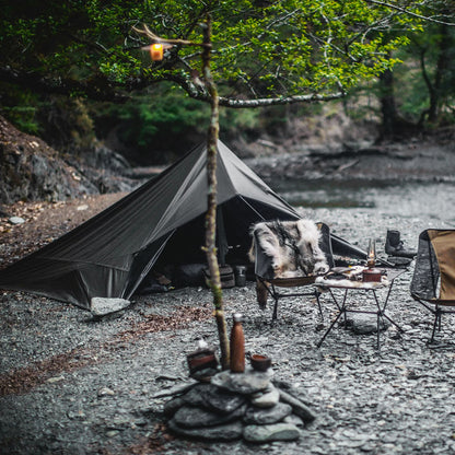 ハンターズ・タープ（4x4m・遮熱ブラックコーティング）｜Vintage Hunter